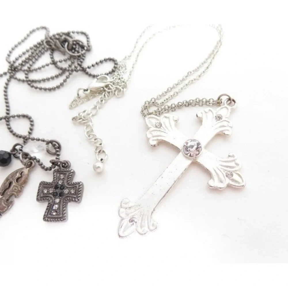 Christian Cross Necklaces Jewelry Lot‎